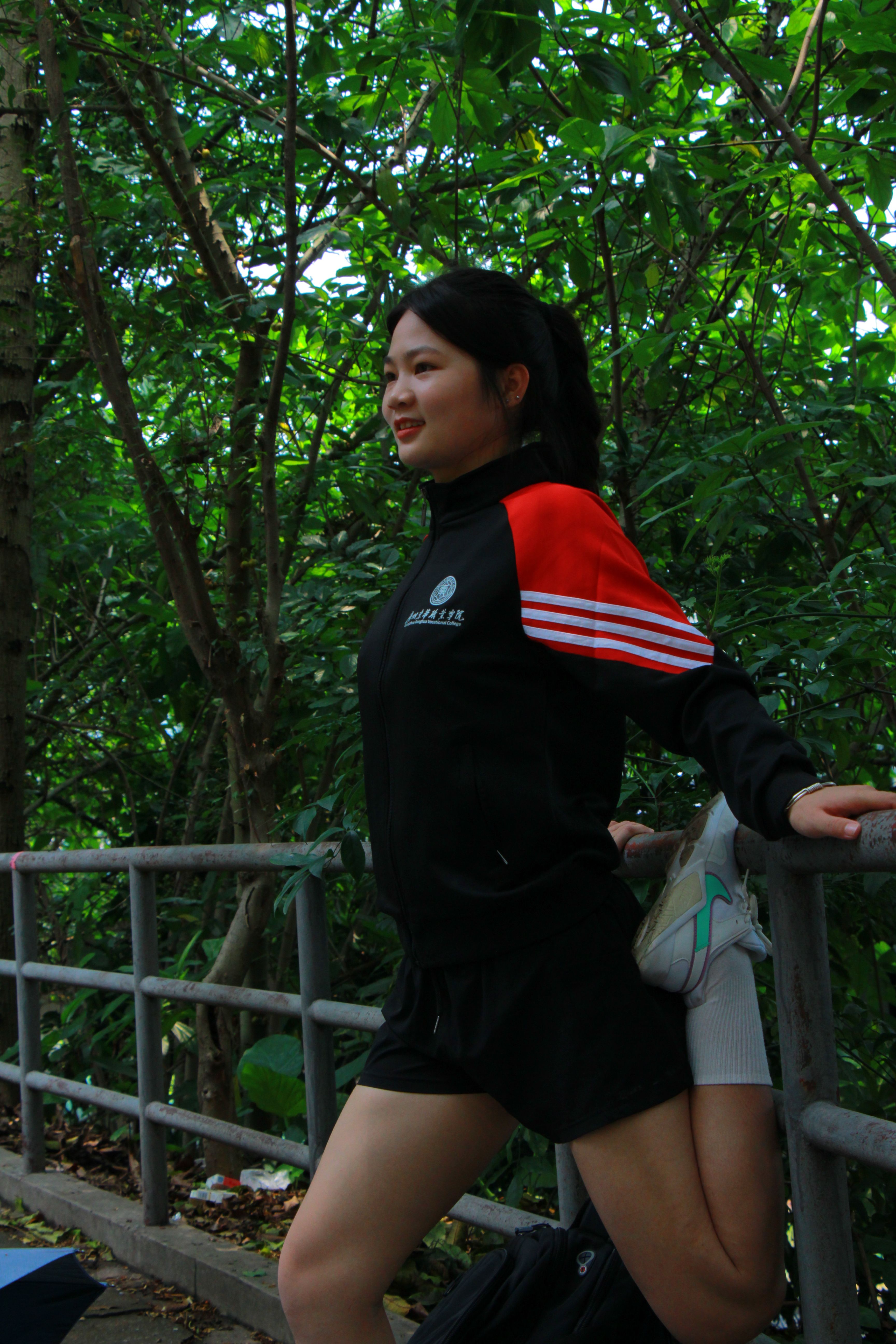 热身1.jpg 热身1.jpg