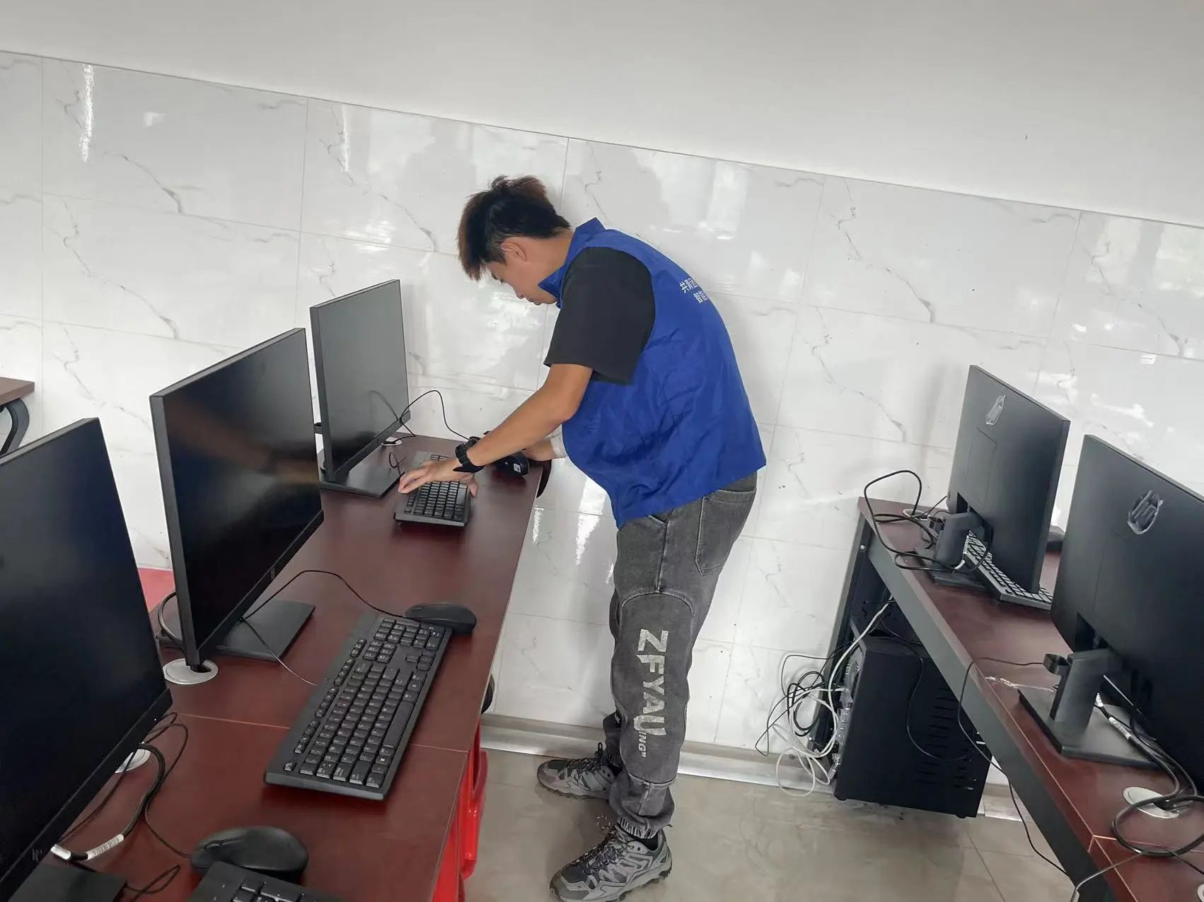 微信图片_20231205120854.jpg 微信图片_20231205120854.jpg