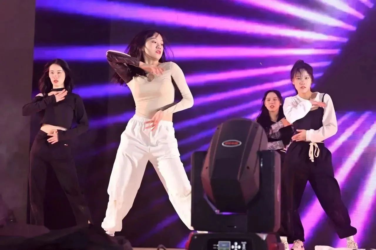 微信图片_20231222213044.jpg 微信图片_20231222213044.jpg