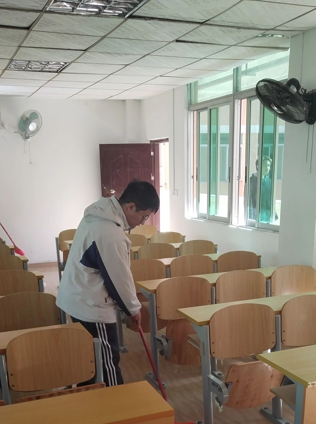 微信图片_20231228210917.jpg 微信图片_20231228210917.jpg