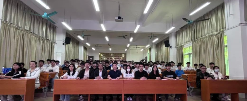 屏幕截图 2025-04-28 181632.png 屏幕截图 2025-04-28 181632.png