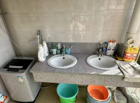 屏幕截图 2025-04-28 183637.png 屏幕截图 2025-04-28 183637.png