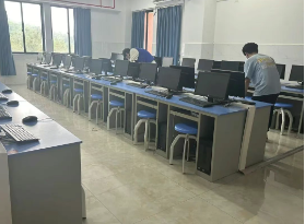 屏幕截图 2025-05-21 224105.png 屏幕截图 2025-05-21 224105.png