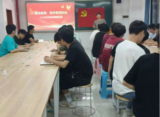 屏幕截图 2025-05-24 190253.png 屏幕截图 2025-05-24 190253.png