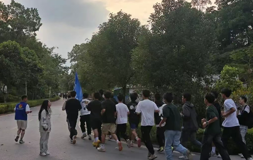 屏幕截图 2025-05-24 191356.png 屏幕截图 2025-05-24 191356.png