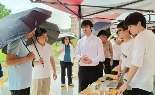 屏幕截图 2025-05-24 194638.png 屏幕截图 2025-05-24 194638.png