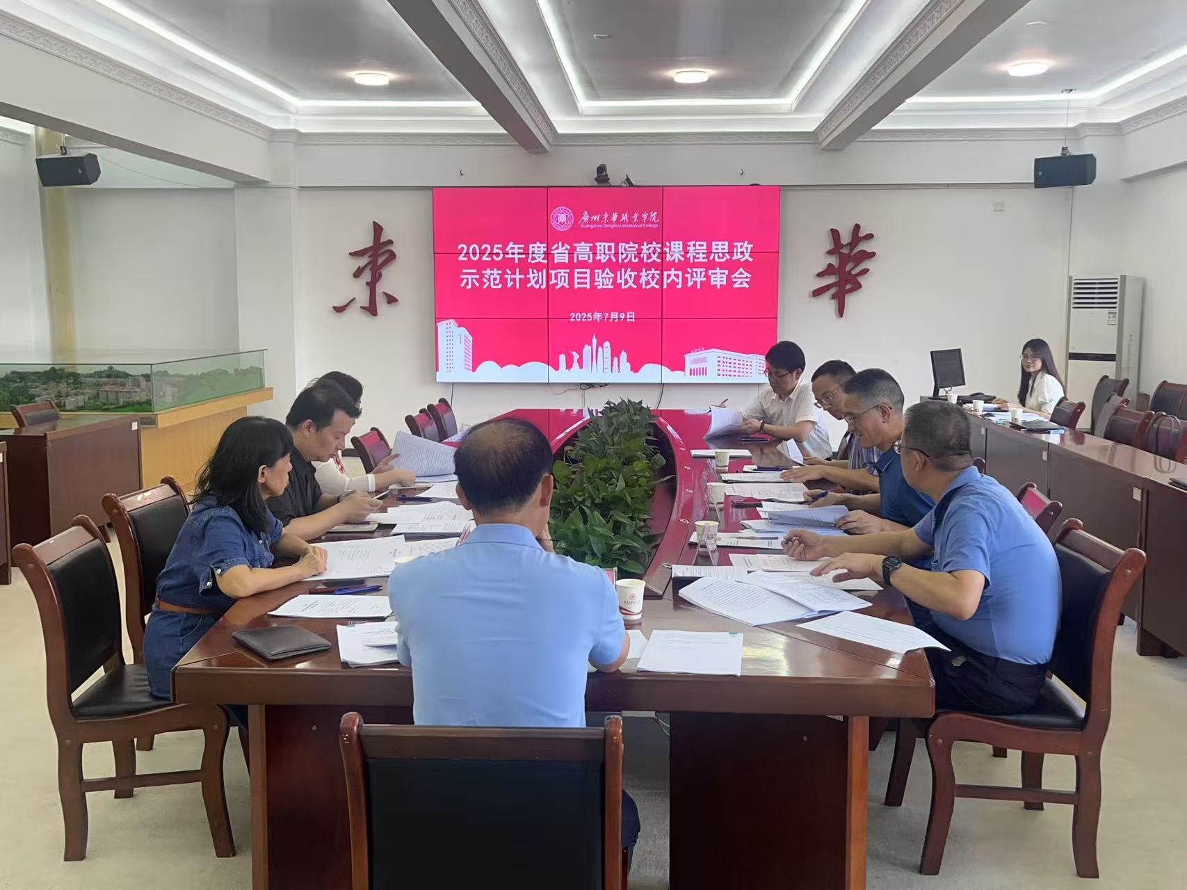 f96312c36499180c05b115d4534d0bd.jpg f96312c36499180c05b115d4534d0bd.jpg