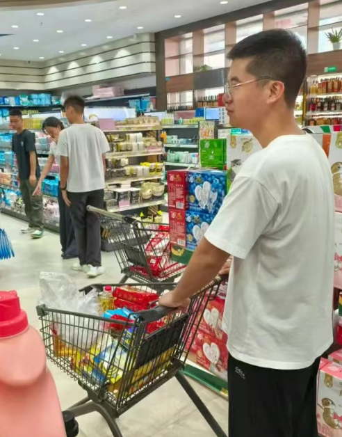 屏幕截图 2025-08-06 003411.png 屏幕截图 2025-08-06 003411.png