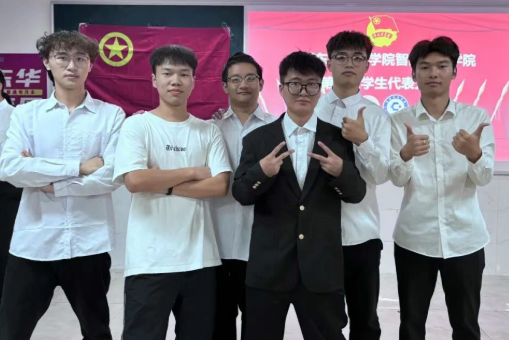 屏幕截图 2025-10-12 212208.png 屏幕截图 2025-10-12 212208.png