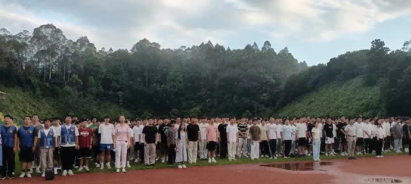 屏幕截图 2025-10-14 103046(1).png 屏幕截图 2025-10-14 103046(1).png