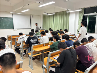 屏幕截图 2025-10-19 141816.png 屏幕截图 2025-10-19 141816.png