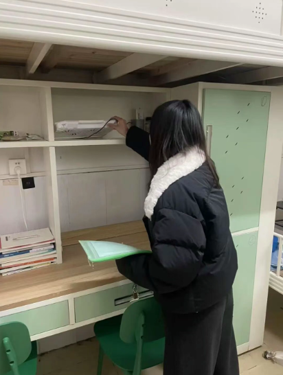 屏幕截图 2026-01-14 220046.png 屏幕截图 2026-01-14 220046.png